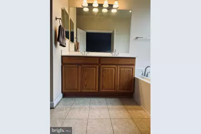 8829 Blue Royale Lane, Fairfax, VA 22031 - Photo 18