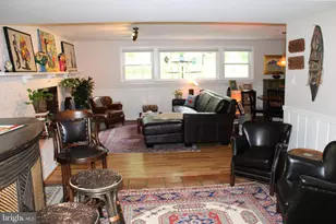 3606 Barkley Dr, Fairfax, VA 22031 - Photo 12