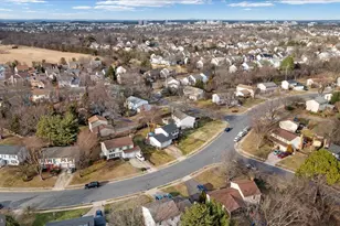 13050 Monterey Estates Dr, Herndon, VA 20171 - Photo 46