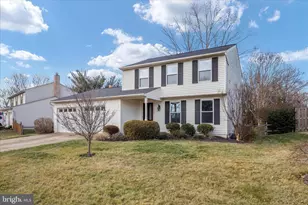 13050 Monterey Estates Dr, Herndon, VA 20171 - Photo 44