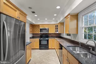 5927 Bayshire Rd, Springfield, VA 22152 - Photo 12