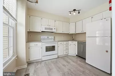 10326 Pond Spice Terrace, Burke, VA 22015 - Photo 2