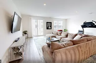 12342 Azure Ln, Fairfax, VA 22033 - Photo 4