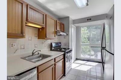 5614 Bloomfield Drive #204, Alexandria, VA 22312 - Photo 2