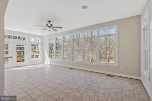 5802 Ridings Manor Pl, Centreville, VA 20120 - Photo 28