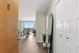 1800 Old Meadow Rd, McLean, VA 22102 - Photo 2