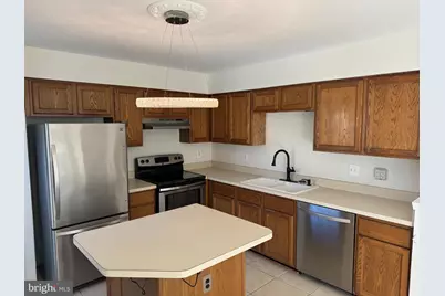 7481 Gadsby Square, Alexandria, VA 22315 - Photo 4