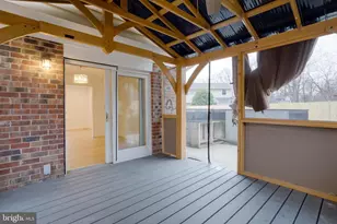 8122 Truro Ct, Springfield, VA 22152 - Photo 12