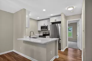 5809 Orchard Hill Ln, Clifton, VA 20124 - Photo 8