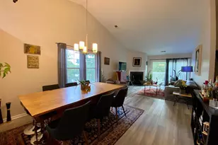 2970 Yarling Ct, Falls Church, VA 22042 - Photo 4