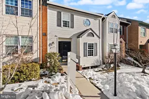 6066 Heatherwood Dr, Alexandria, VA 22310 - Photo 4