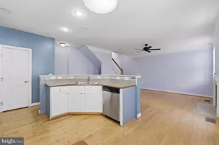 2454 Curie Ct, Herndon, VA 20171 - Photo 8