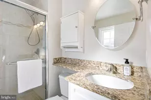 7913 Laural Valley Way, Springfield, VA 22153 - Photo 22