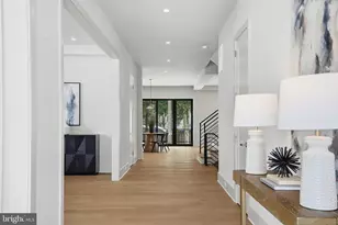 2107 Greenwich St, Falls Church, VA 22043 - Photo 12