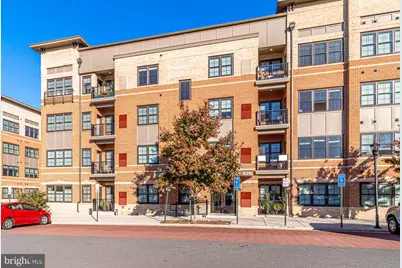 2905 Bleeker Street #4-404, Fairfax, VA 22031 - Photo 2