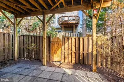 2526 James Monroe Circle, Herndon, VA 20171 - Photo 32