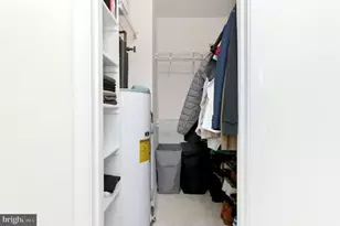 8610 Beekman Pl, Alexandria, VA 22309 - Photo 20