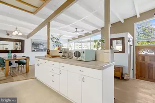 8904 Camfield Dr, Alexandria, VA 22308 - Photo 10