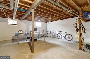 8904 Camfield Dr, Alexandria, VA 22308 - Photo 22