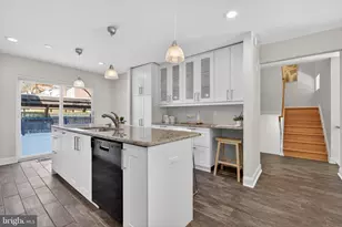 11560 Links Dr, Reston, VA 20190 - Photo 8