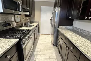 6641 Wakefield Dr, Alexandria, VA 22307 - Photo 6