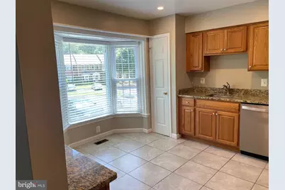 5154 Kimscott Court, Annandale, VA 22003 - Photo 2