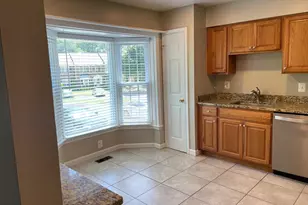 5154 Kimscott Ct, Annandale, VA 22003 - Photo 2