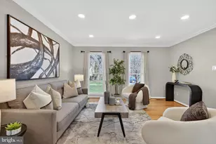 9623 Scotch Haven Dr, Vienna, VA 22181 - Photo 10