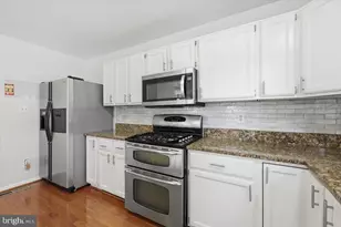 4700 Warm Hearth Cir, Fairfax, VA 22033 - Photo 18