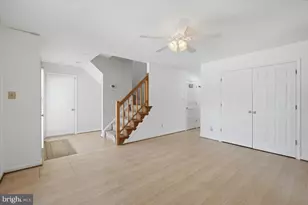 4700 Warm Hearth Cir, Fairfax, VA 22033 - Photo 6