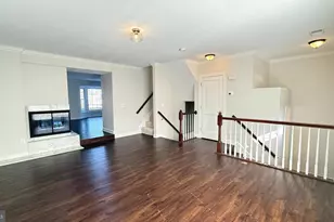 8036 Trevor Pl, Vienna, VA 22182 - Photo 4