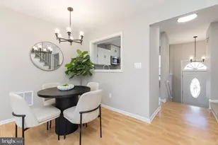 2777 Grovemore Ln, Vienna, VA 22180 - Photo 4