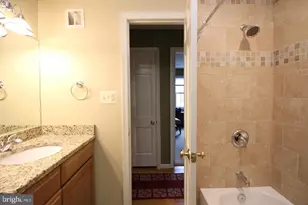 8019 Agin Ct, McLean, VA 22102 - Photo 18