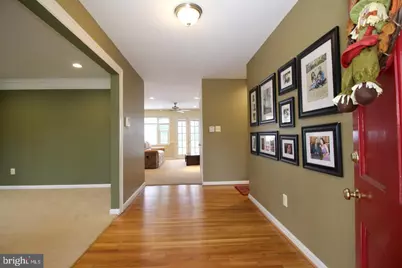 8019 Agin Court, McLean, VA 22102 - Photo 4