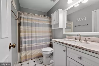 5868 Langton Drive, Alexandria, VA 22310 - Photo 8