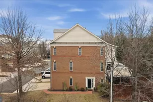 9632 Potters Hill Cir, Lorton, VA 22079 - Photo 52