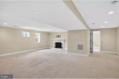 6351 Montrose Street, Alexandria, VA 22312 - Photo 40