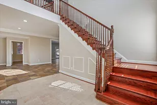 7118 Vermillion Pl, Annandale, VA 22003 - Photo 2