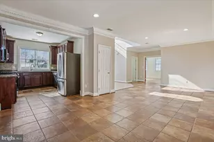 7118 Vermillion Pl, Annandale, VA 22003 - Photo 4