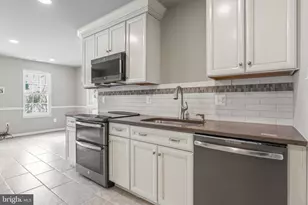 11310 Handlebar Rd, Reston, VA 20191 - Photo 10