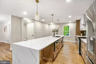 11603 Virgate Ln, Reston, VA 20191 - Photo 6