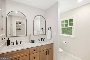 11603 Virgate Ln, Reston, VA 20191 - Photo 32