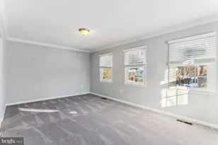 8624 Burling Wood Dr, Springfield, VA 22152 - Photo 14