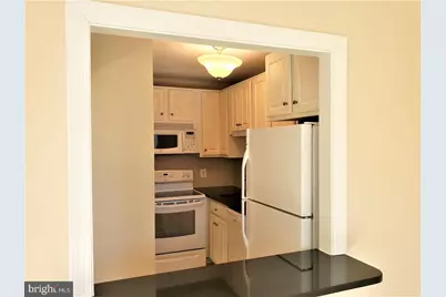 6800 Fleetwood Road #708, McLean, VA 22101 - Photo 4