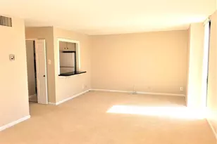 6800 Fleetwood Rd, McLean, VA 22101 - Photo 10