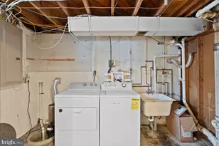 6451 Maplewood Dr, Falls Church, VA 22041 - Photo 22