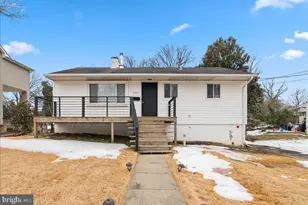 6451 Maplewood Dr, Falls Church, VA 22041 - Photo 2