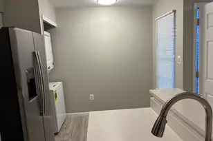 8626 Beekman Pl, Alexandria, VA 22309 - Photo 16