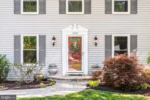 10222 Steamboat Landing Ln, Burke, VA 22015 - Photo 6