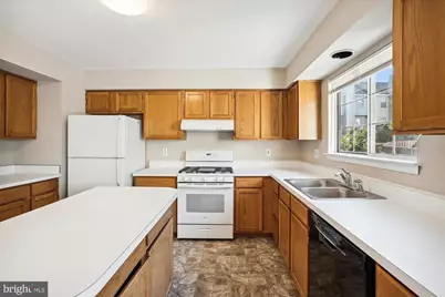 14705 Flower Hill Drive, Centreville, VA 20120 - Photo 12